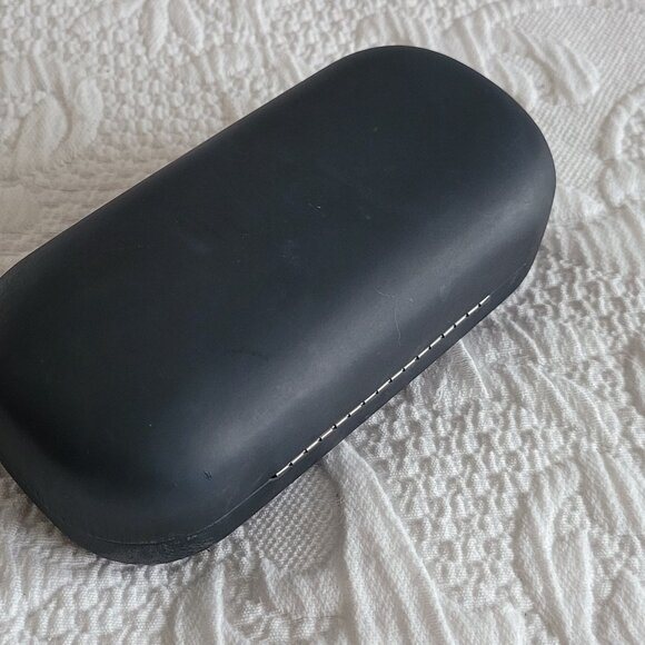 L.L. Bean Sunglasses with Case - Picture 4 of 9